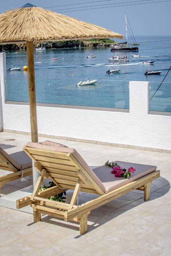 Laia Seafront Luxury Apartments Агия-Пелагия  Экстерьер фото