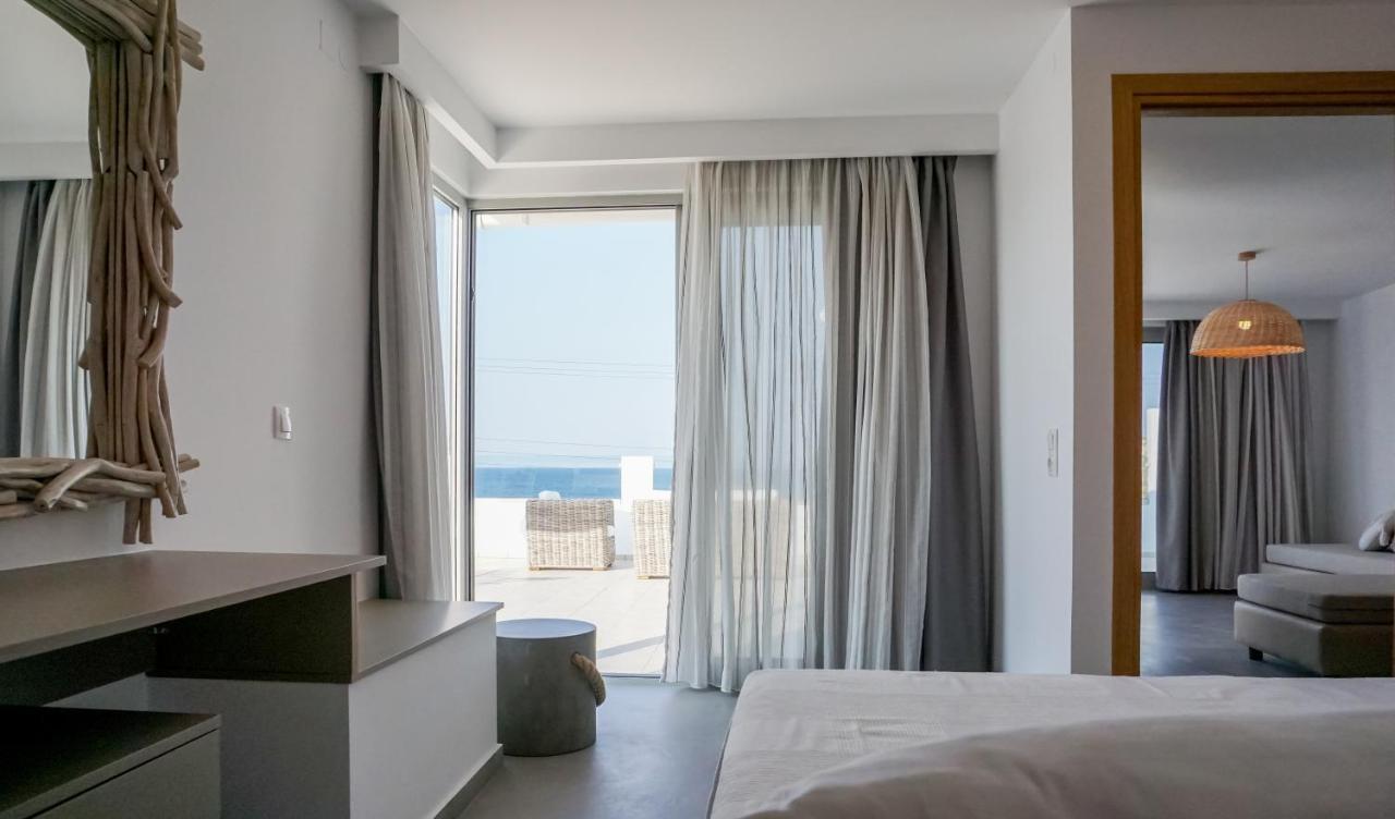 Laia Seafront Luxury Apartments Агия-Пелагия  Экстерьер фото