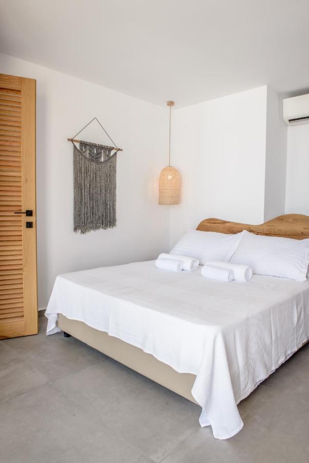 Laia Seafront Luxury Apartments Агия-Пелагия  Экстерьер фото