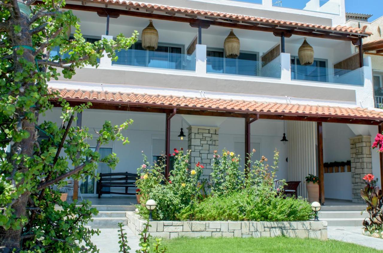 Laia Seafront Luxury Apartments Агия-Пелагия  Экстерьер фото